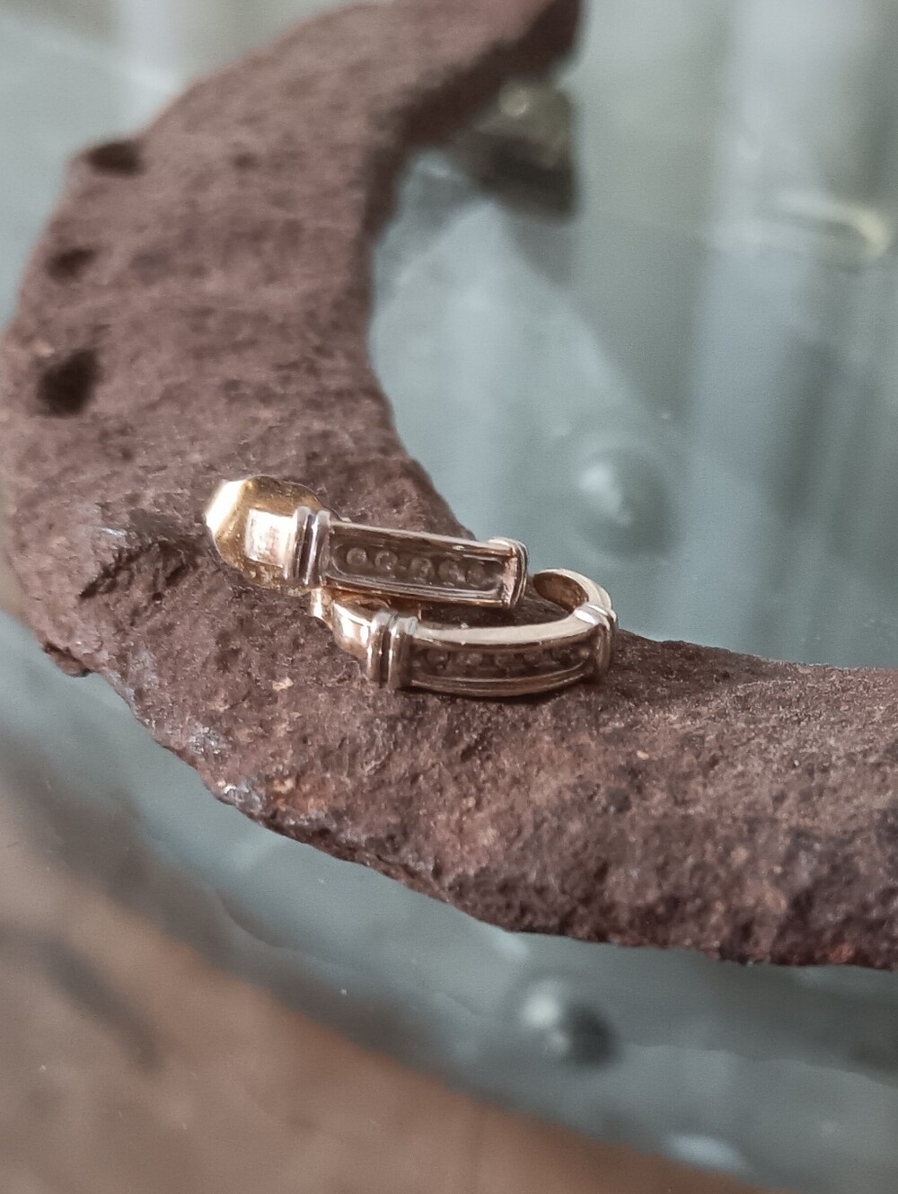 10k Yg Eariings